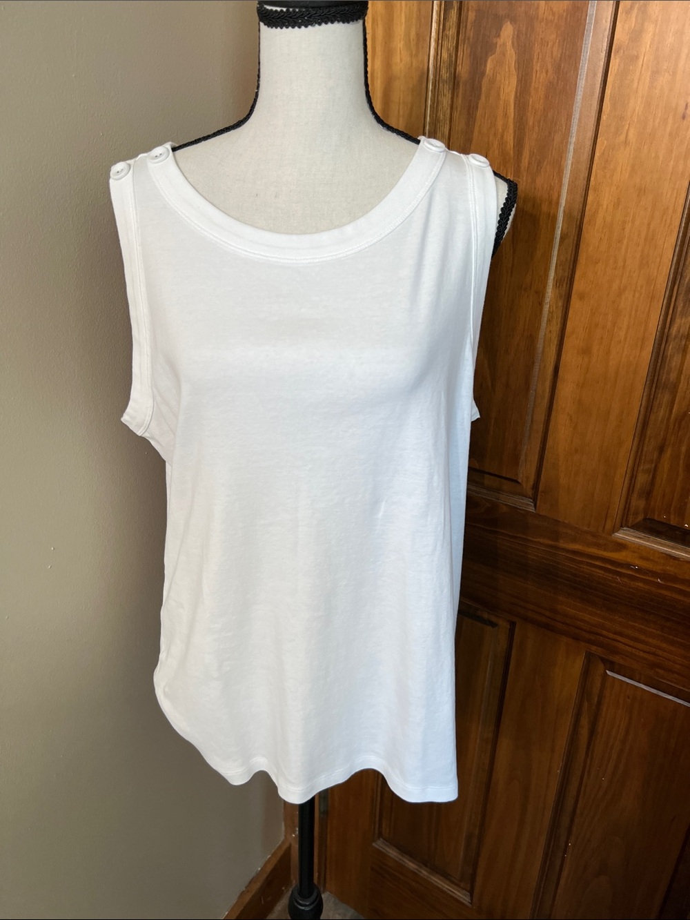 croft & barrow White Button-Shoulder Tank Top